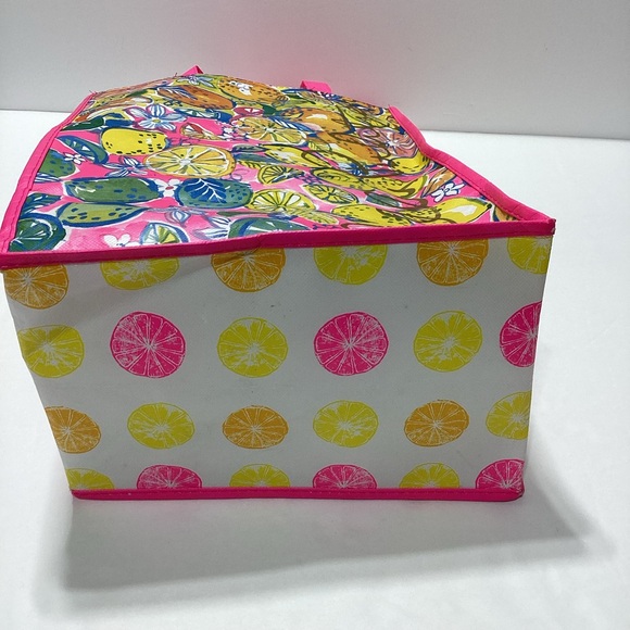 Lilly Pulitzer Shopping Tote Plastic Vinyl Washable Tote Bag Pink Grapefruit - Picture 6 of 11